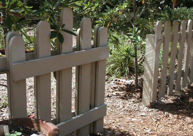 white picket fence